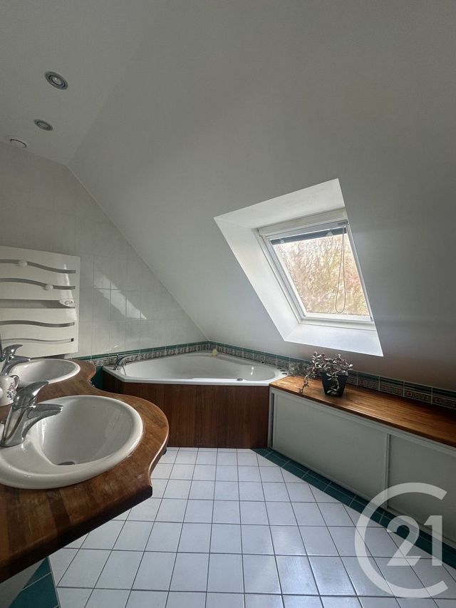 maison à vendre - 6 pièces - 135.87 m2 - ST JACUT DE LA MER - 22 - BRETAGNE - Century 21 Dufeil Invest