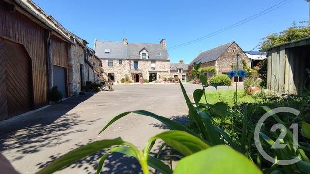 Afficher la photo en grand maison à vendre - 15 pièces - 362.1 m2 - BEAUSSAIS SUR MER - 22 - BRETAGNE - Century 21 Dufeil Invest