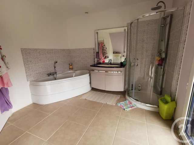 maison à vendre - 6 pièces - 157.43 m2 - CREHEN - 22 - BRETAGNE - Century 21 Dufeil Invest maison à vendre - 6 pièces - 157.43 m2 - CREHEN - 22 - BRETAGNE - Century 21 Dufeil Invest