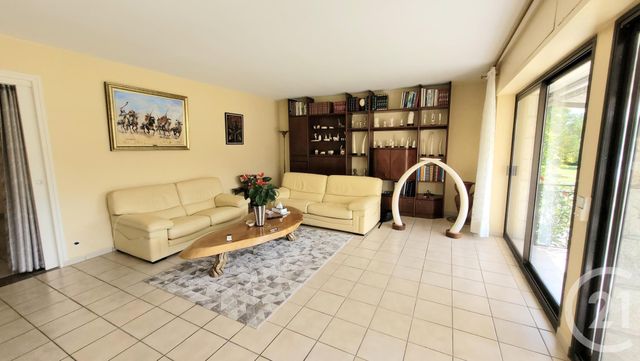 Afficher la photo en grand maison à vendre - 16 pièces - 335.63 m2 - PLESLIN TRIGAVOU - 22 - BRETAGNE - Century 21 Dufeil Invest