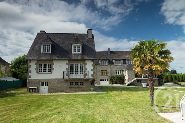 Afficher la photo en grand maison à vendre - 16 pièces - 335.63 m2 - PLESLIN TRIGAVOU - 22 - BRETAGNE - Century 21 Dufeil Invest