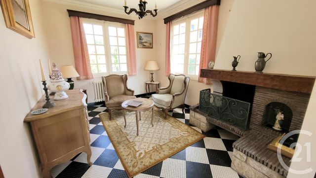 Afficher la photo en grand maison à vendre - 16 pièces - 335.63 m2 - PLESLIN TRIGAVOU - 22 - BRETAGNE - Century 21 Dufeil Invest