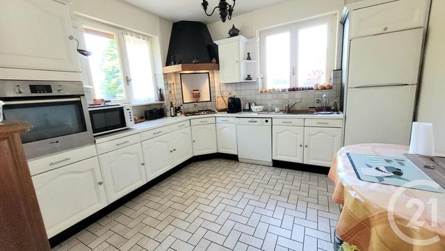 Afficher la photo en grand maison à vendre - 16 pièces - 335.63 m2 - PLESLIN TRIGAVOU - 22 - BRETAGNE - Century 21 Dufeil Invest